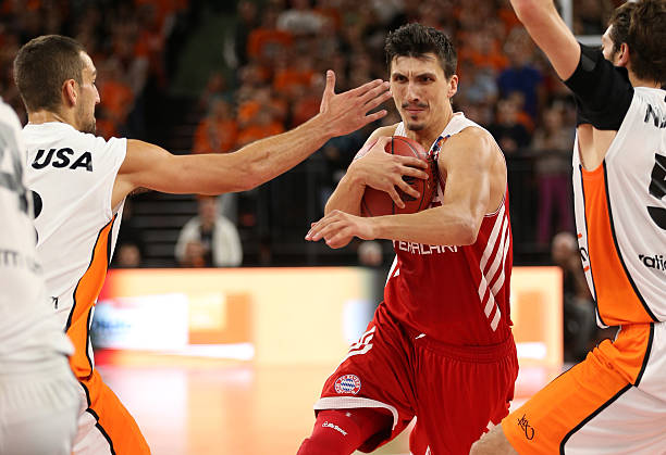 保持领先的 保持领先的