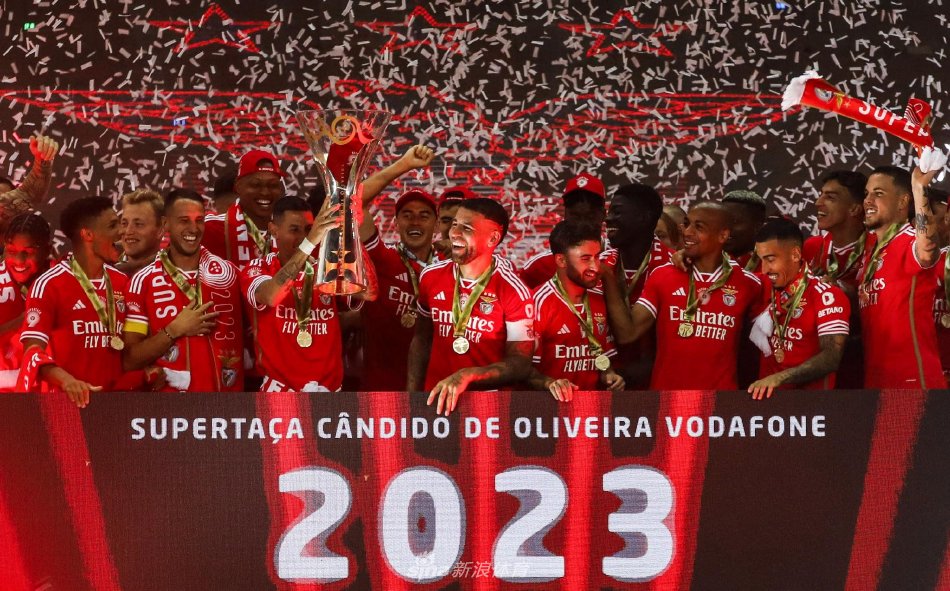 指挥防线的 指挥防线的