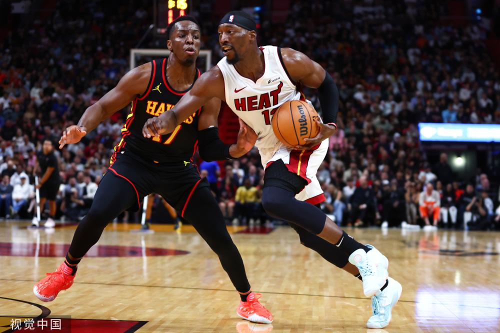 头球员的影 头球员的影